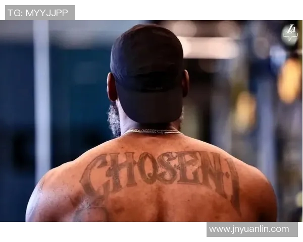 勒布朗詹姆斯的家庭生活与父亲角色的完美平衡与榜样力量