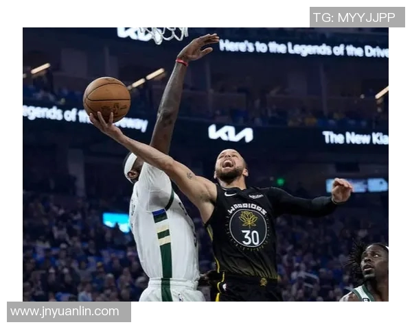 2020年NBA精彩对决雄鹿与勇士的巅峰之战回顾与分析