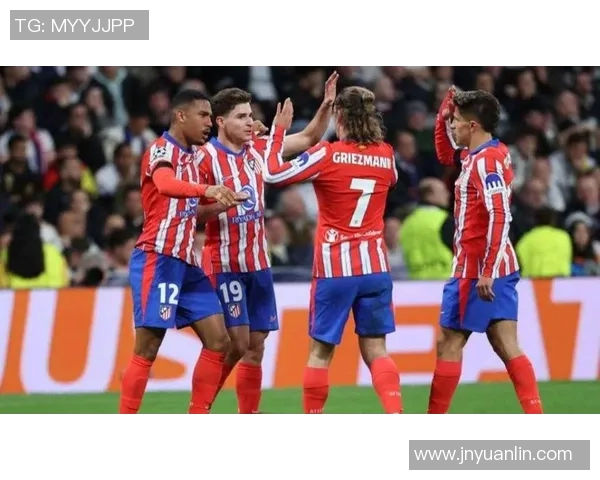 巴黎对阵皇马的精彩对决分析与球迷热议汇总 巴黎对阵皇马的精彩对决分析与球迷热议汇总